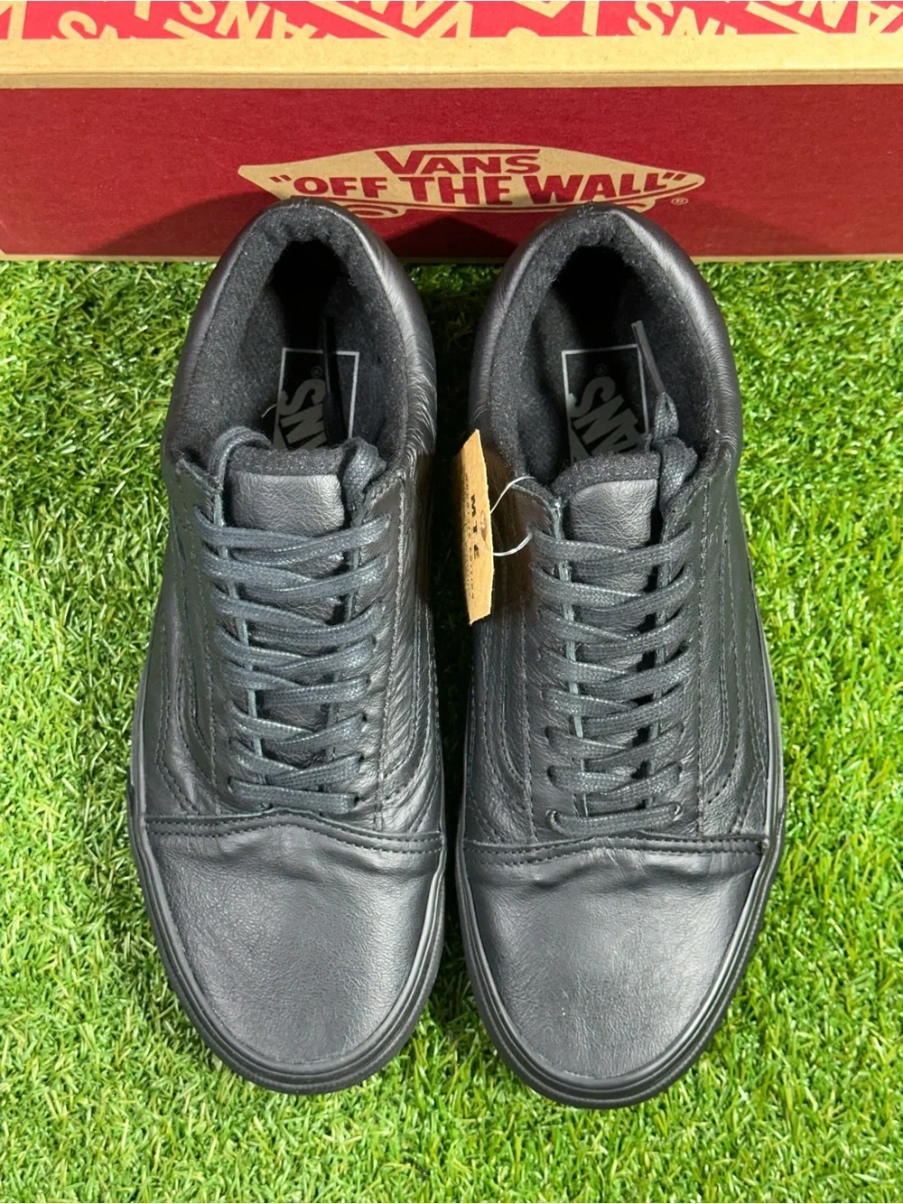 Vans Old Skool MTE Black Leather, Men’s 7/ Women’s 8.5 , VN000ZDKGZH